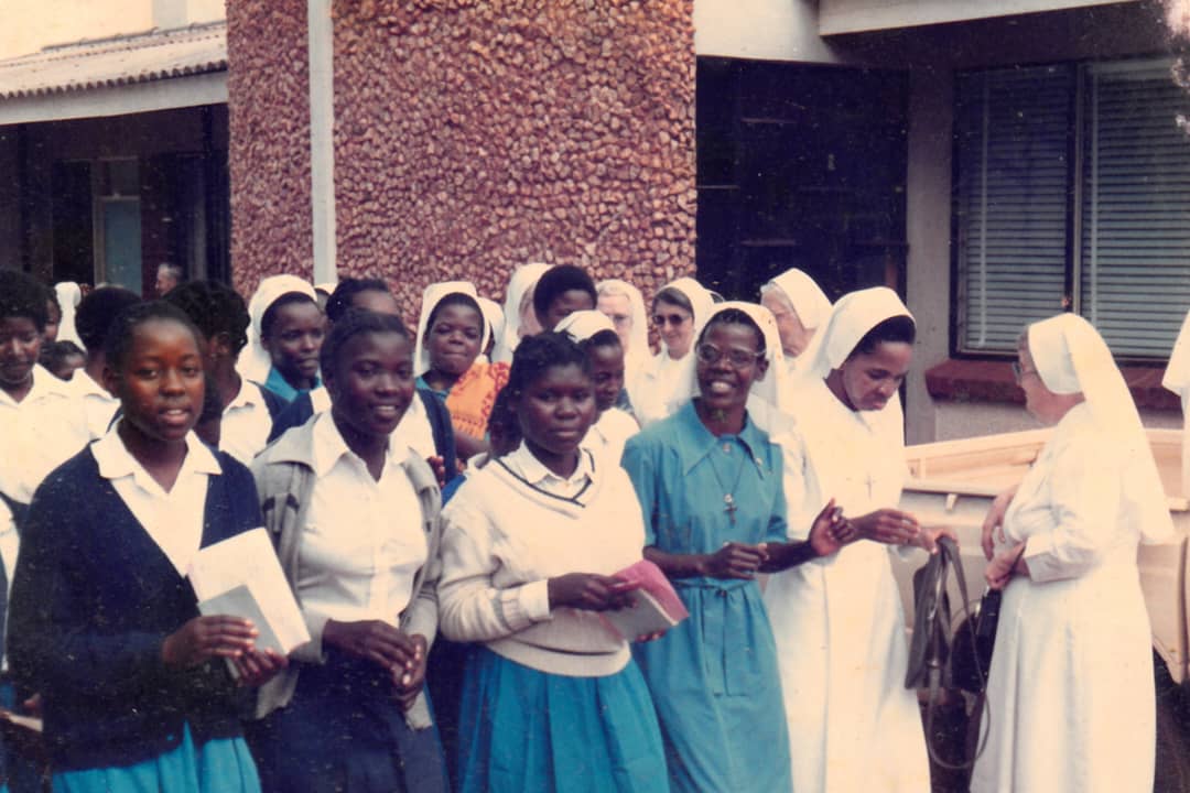 Sister Julia
Mbewe became
the first African
Headmistress at St Monica’s
Secondary School